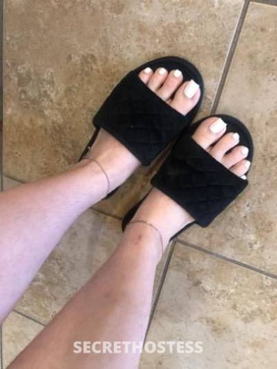 31 year old Escort in South Bend IN Kum taste this fat pussy