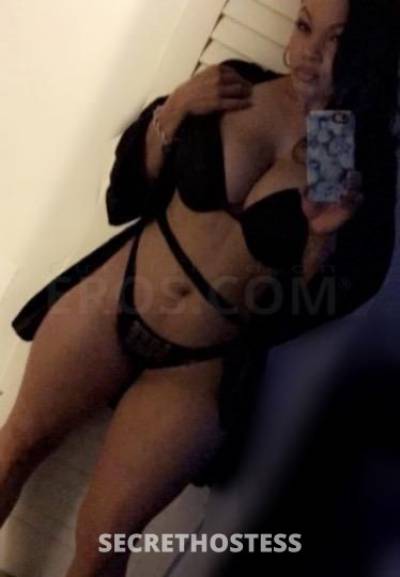 32 Year Old Asian Escort Sacramento CA - Image 2