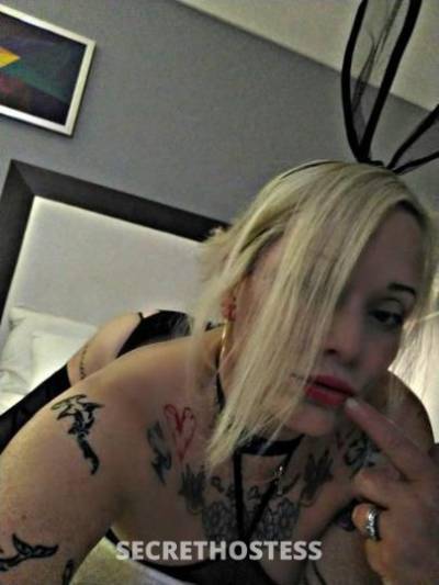 Candy 44Yrs Old Escort Iowa City IA Image - 0