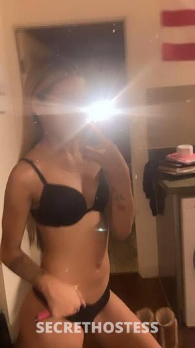 22Yrs Old Escort Los Angeles CA Image - 2