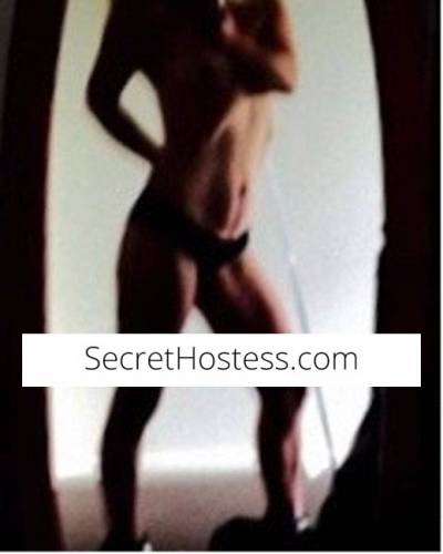 37 Year Old Blonde Australian Escort - Image 2