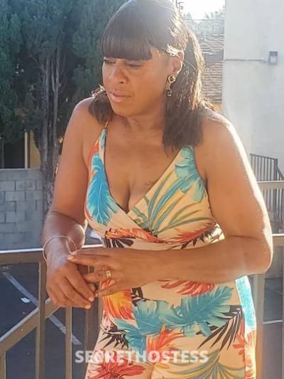 45 year old Escort in Los Angeles CA black thick cougar day and night