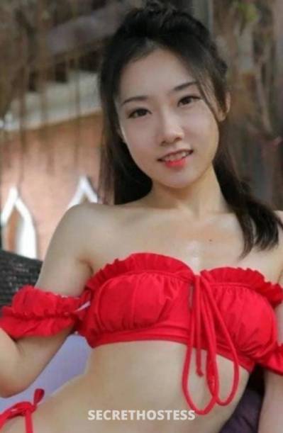 24 year old Escort in Alexandra Mackay sweet.charming.sensual.playful nice girl