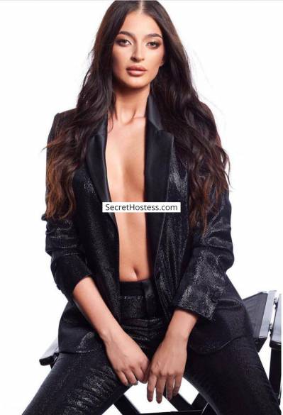 25 year old Caucasian (white) Escort in Knightsbridge London Anabelle
