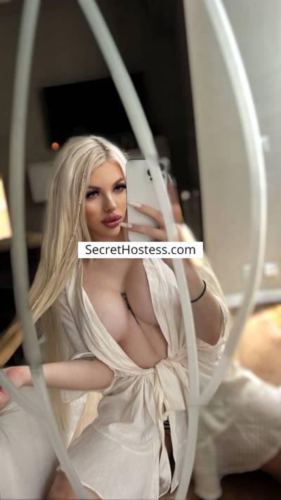 Evelyn Escort 60KG 160CM Tall Dubai Image - 1