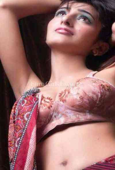 25 year old Indian Escort in Kl Sentral Indian & Pakistani Call Girls