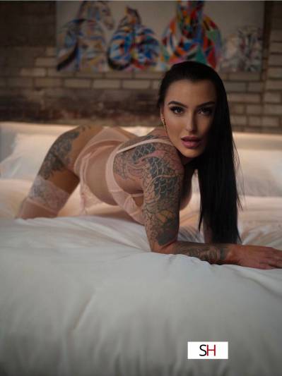 20 Year Old Canadian Escort Montreal Brown eyes - Image 2