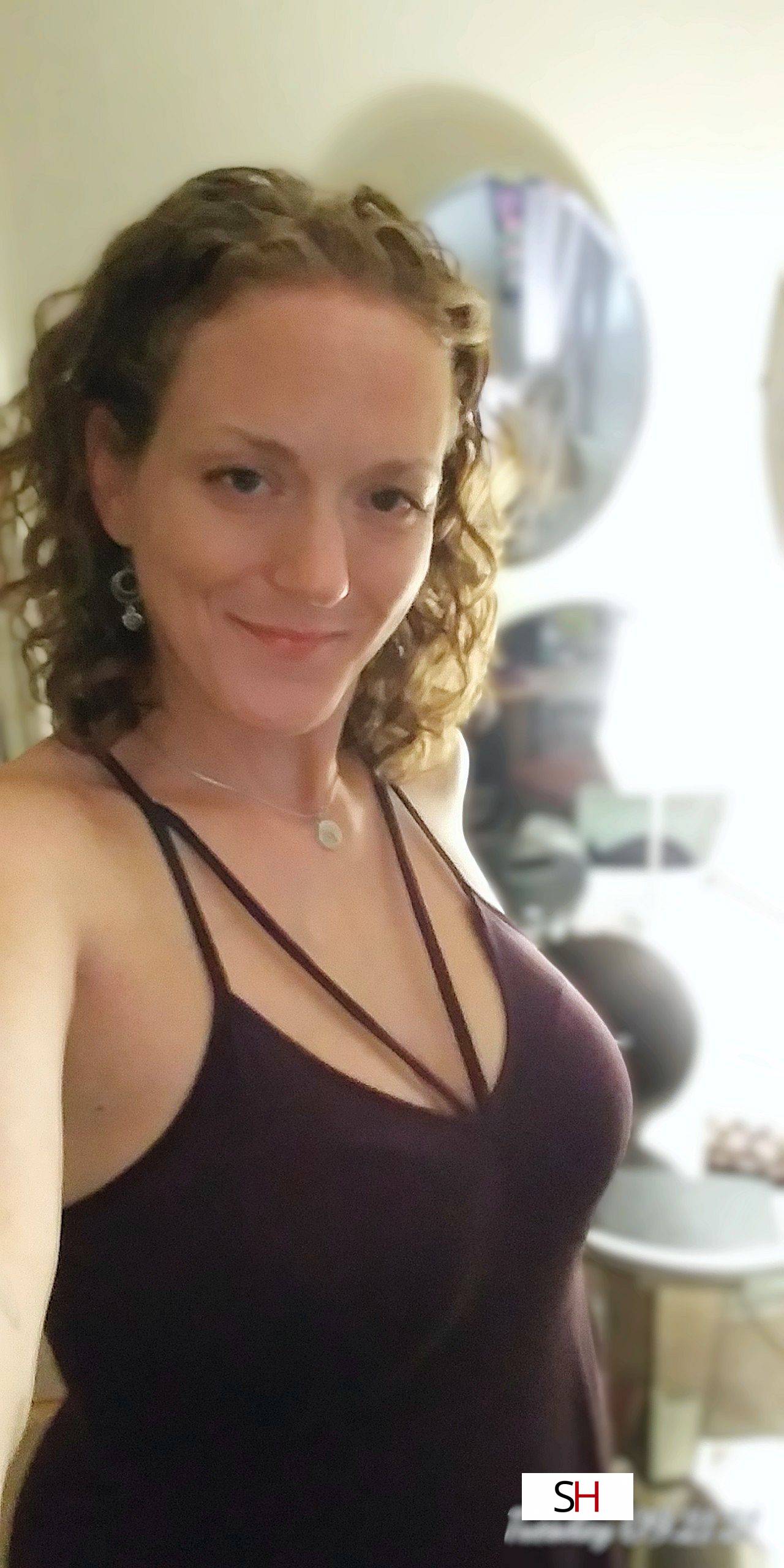 40Yrs Old Escort Size 8 165CM Tall Charlotte NC Image - 14