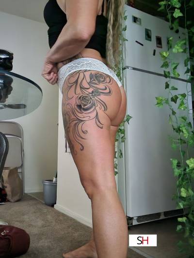 30Yrs Old Escort Size 8 157CM Tall Rochester NY Image - 4