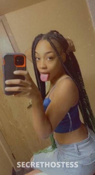 23Yrs Old Escort Milwaukee WI Image - 2