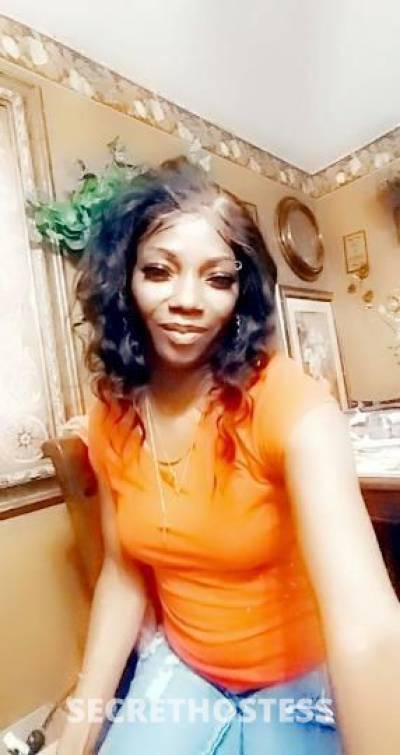 30 year old French Escort in Oklahoma City OK fine Top Notch Sweeeeet Treat New Here