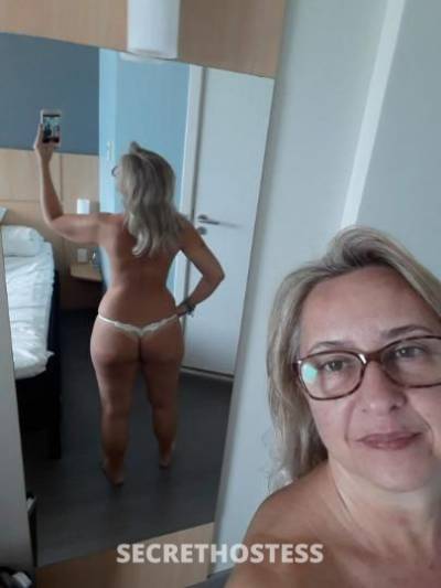 46 year old Escort in Staten Island NY Are you ready to fuck a 46 year old woman