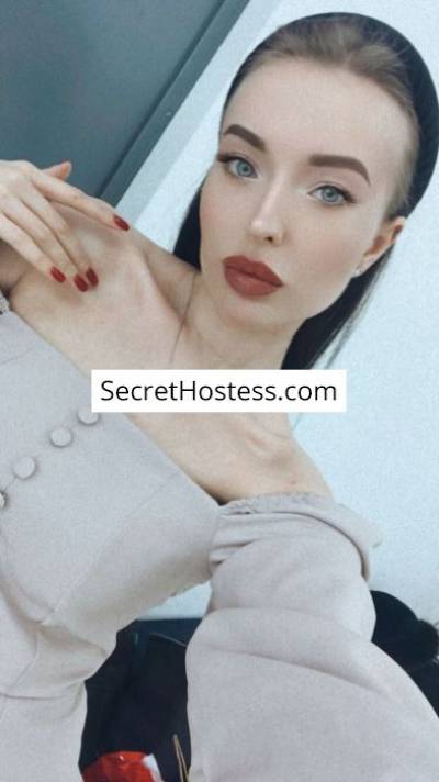 22 Year Old Caucasian Escort Dubai Brown Hair Green eyes - Image 6