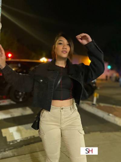 20 year old Asian Escort in Sacramento CA Alexis - Sweet Hawiian/Asian Goddess