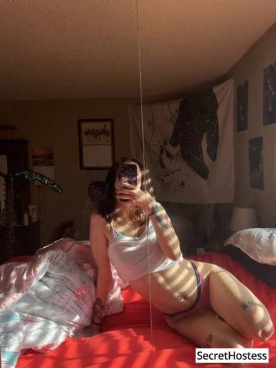 19 Year Old Escort Washington DC - Image 2