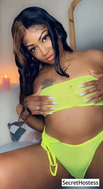 25 Year Old Cuban Escort Seattle WA - Image 1