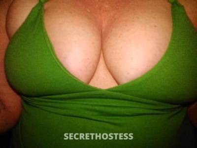 38 year old Escort in San Antonio TX Big booty white girl