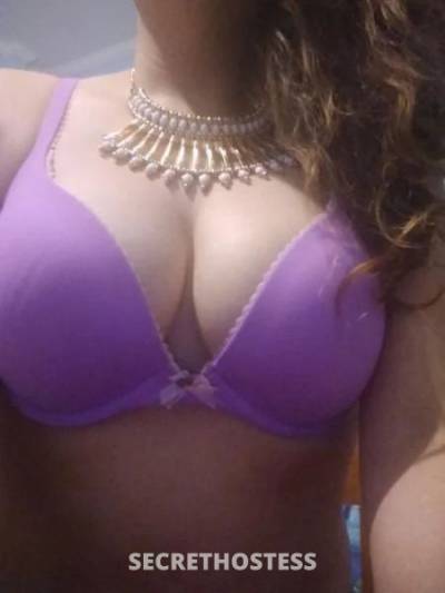 Happy NY - Naughty Busty Aussie Girl available from 10AM NY  in Brisbane