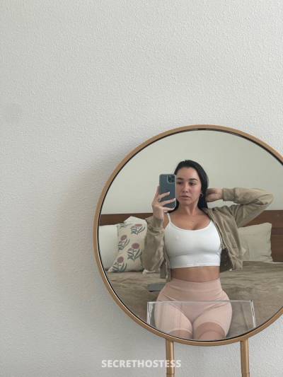 22 year old Asian Escort in Fort Lauderdale FL Hookups