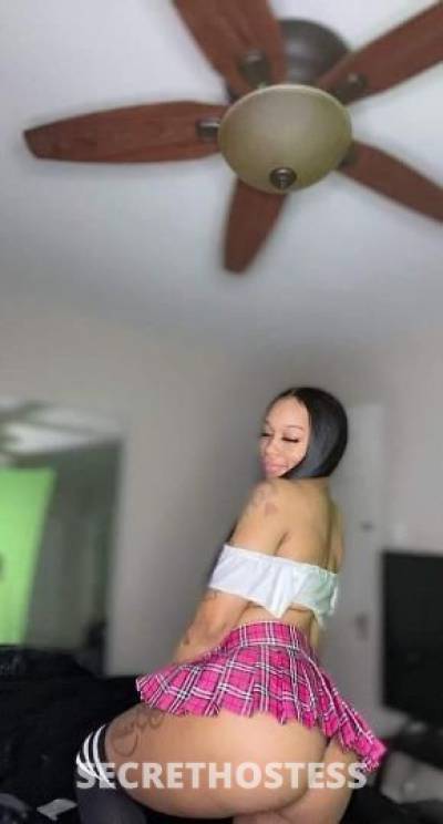 21 year old Escort in Memphis TN Looking For A Sugar Daddy All 3 HOLES New Fresh Outcalls Car