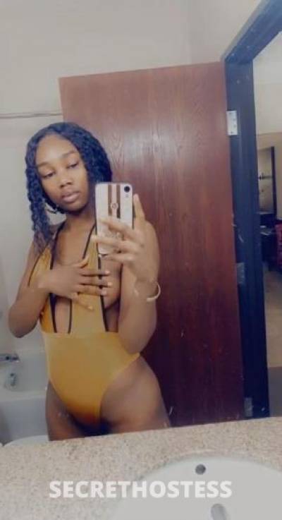 23Yrs Old Escort Milwaukee WI Image - 0