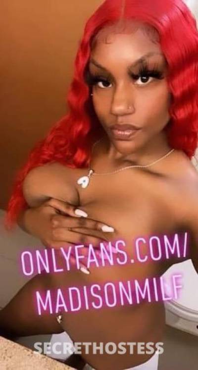 24 year old Escort in Memphis TN Big titty freak ready to please