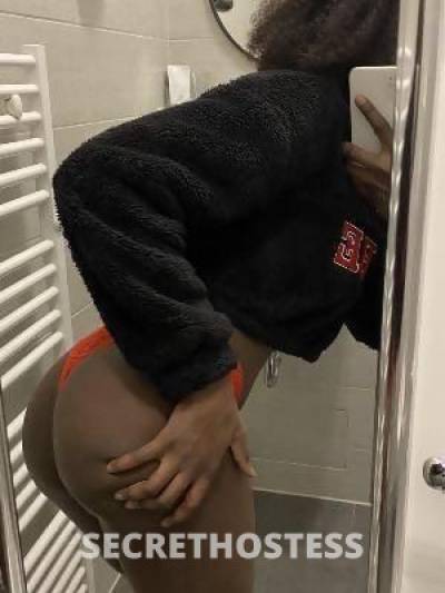 25 year old Escort in Memphis TN Young sexy girl Super Kinky and Hot let s play