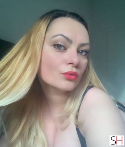 Victoria 35Yrs Old Escort Renfrewshire Image - 0