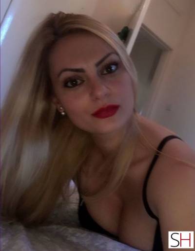 Victoria 35Yrs Old Escort Renfrewshire Image - 1