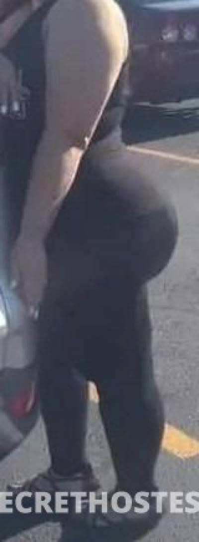 24 year old Escort in Chicago IL New face all holes open 2 girls have more fun