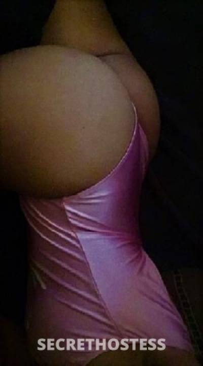 26 year old Escort in Chicago IL Wet Shaved and tight pussy horney Chocolate Girl You are 
