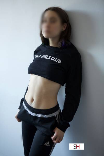 Elizabeth 20Yrs Old Escort Size 8 165CM Tall Vancouver Image - 1