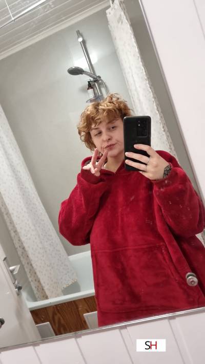 20Yrs Old Escort Size 8 92CM Tall Brooklyn NY Image - 3