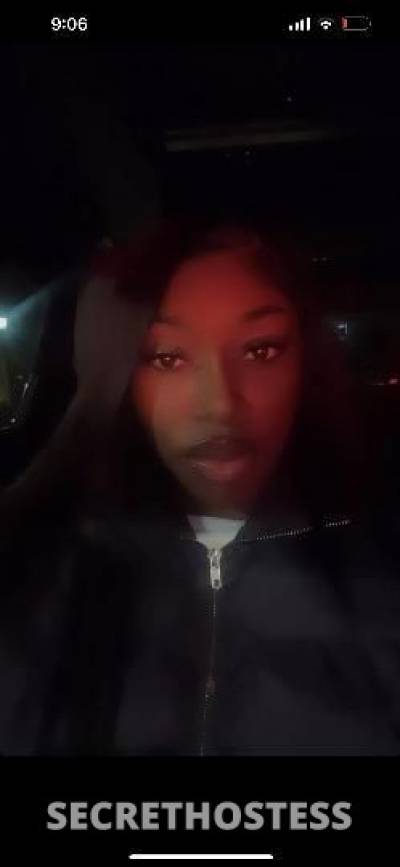 24 year old Escort in Atlanta GA hey incalls &amp; out in buckhead &amp; happy 