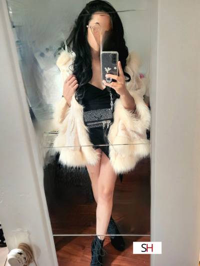 20 Year Old American Escort Los Angeles CA Brunette - Image 4