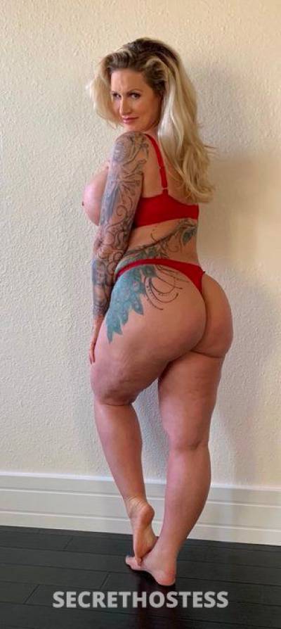35 year old Escort in Tyler TX Massage and happy ending
