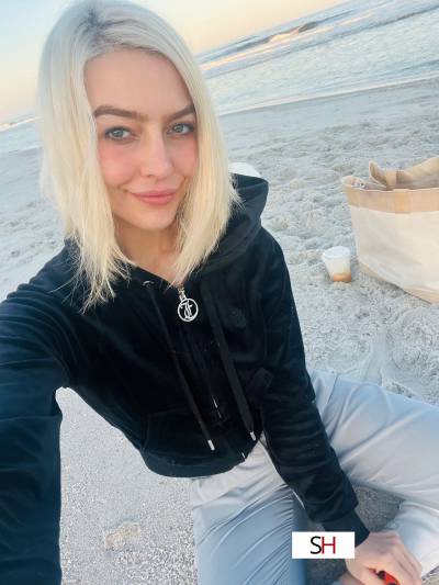 Chloe Summers - Fit fun blond American girl in Jacksonville FL