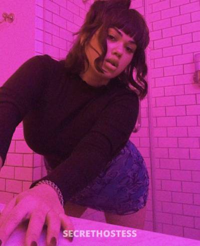 26 year old Escort in Buffalo NY I’m available for Incall and outcall