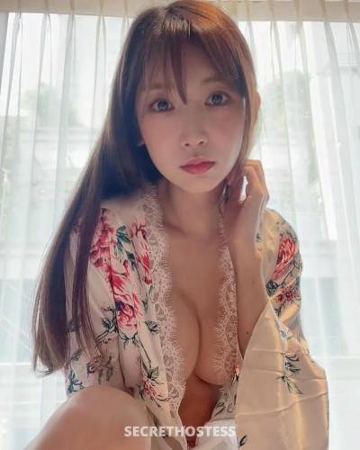 22 year old Japanese Escort in Southbank Melbourne In/Outcall Gorgeous Hannah Japanese