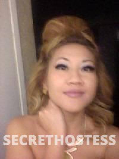 44 Year Old Asian Escort Manhattan NY - Image 4