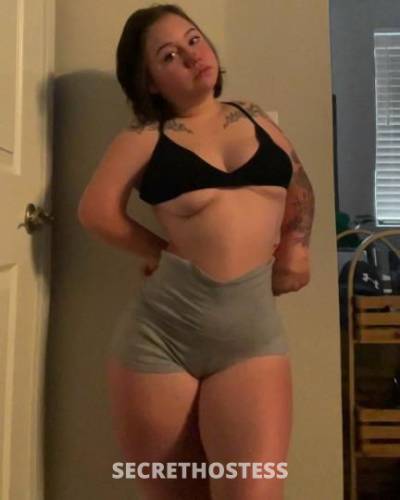 26 year old Latino Escort in Columbia MO Very Petite 3 7 Inch shorty girl horny Treat