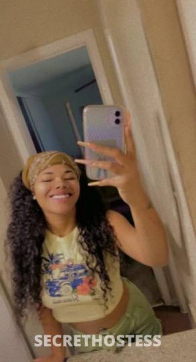 27 year old Escort in Columbia MO Suck my nipples fu$ck me hard sex relation ship available 
