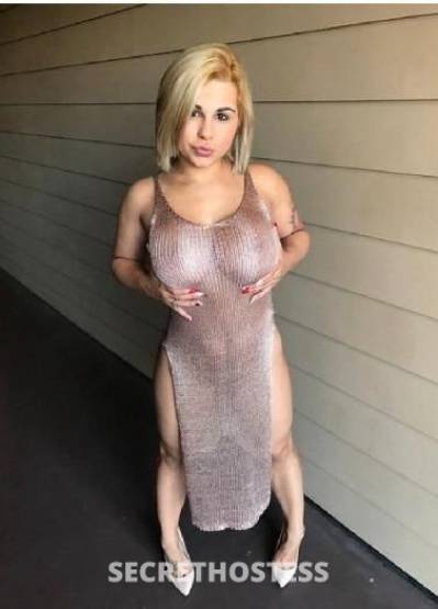 29 year old Escort in Columbia MO 100 _ Sexy Dick Suckin Monster