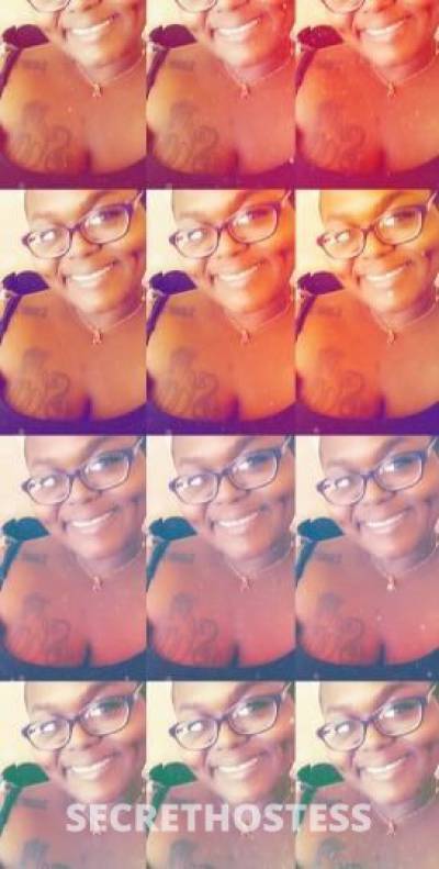 30 year old Escort in Kansas City MO INCALLS ONLY FINE BBW come watch or help me play with my 