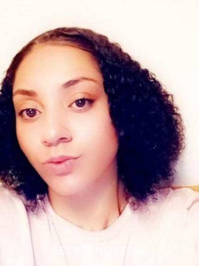 want that hard cock in my wet pussy in Lewiston-Auburn ME