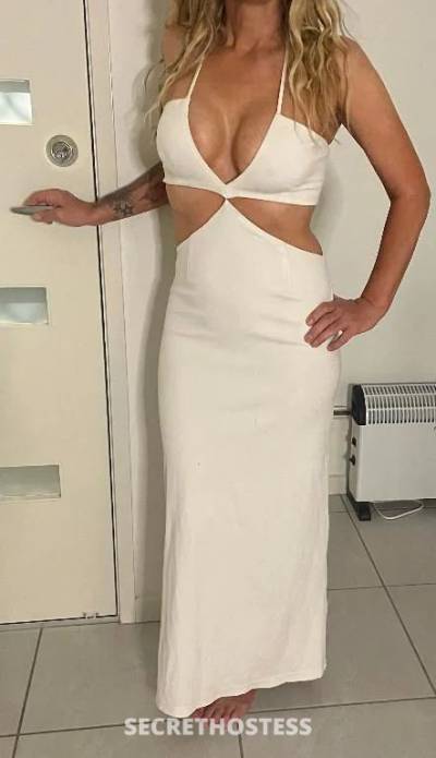 32 year old Australian Escort in Brisbane January specials! Hot Aussie - INCALL/OUTCALLS