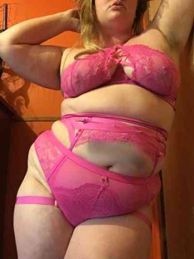 30Yrs Old Escort Size 16 100KG 170CM Tall Hobart Image - 4