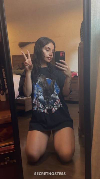 25 year old Asian Escort in Davenport IA Fetish caucasian available to fulfill your sexual desires