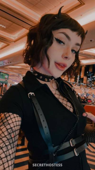 26 year old Asian Escort in Big Island HI I’m available for some real gun full service no 