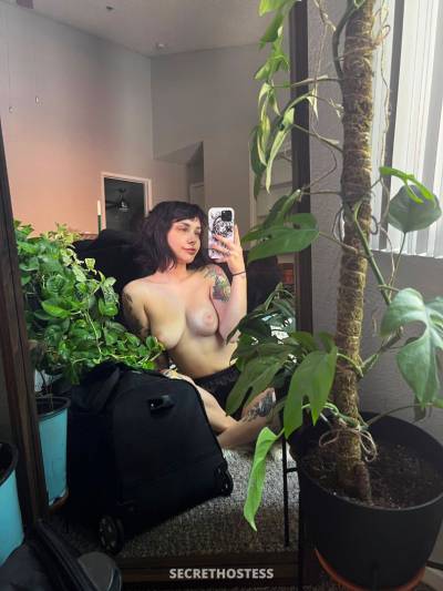 26 year old Asian Escort in Sarasota / Bradenton FL I’m available for some real gun full service no 